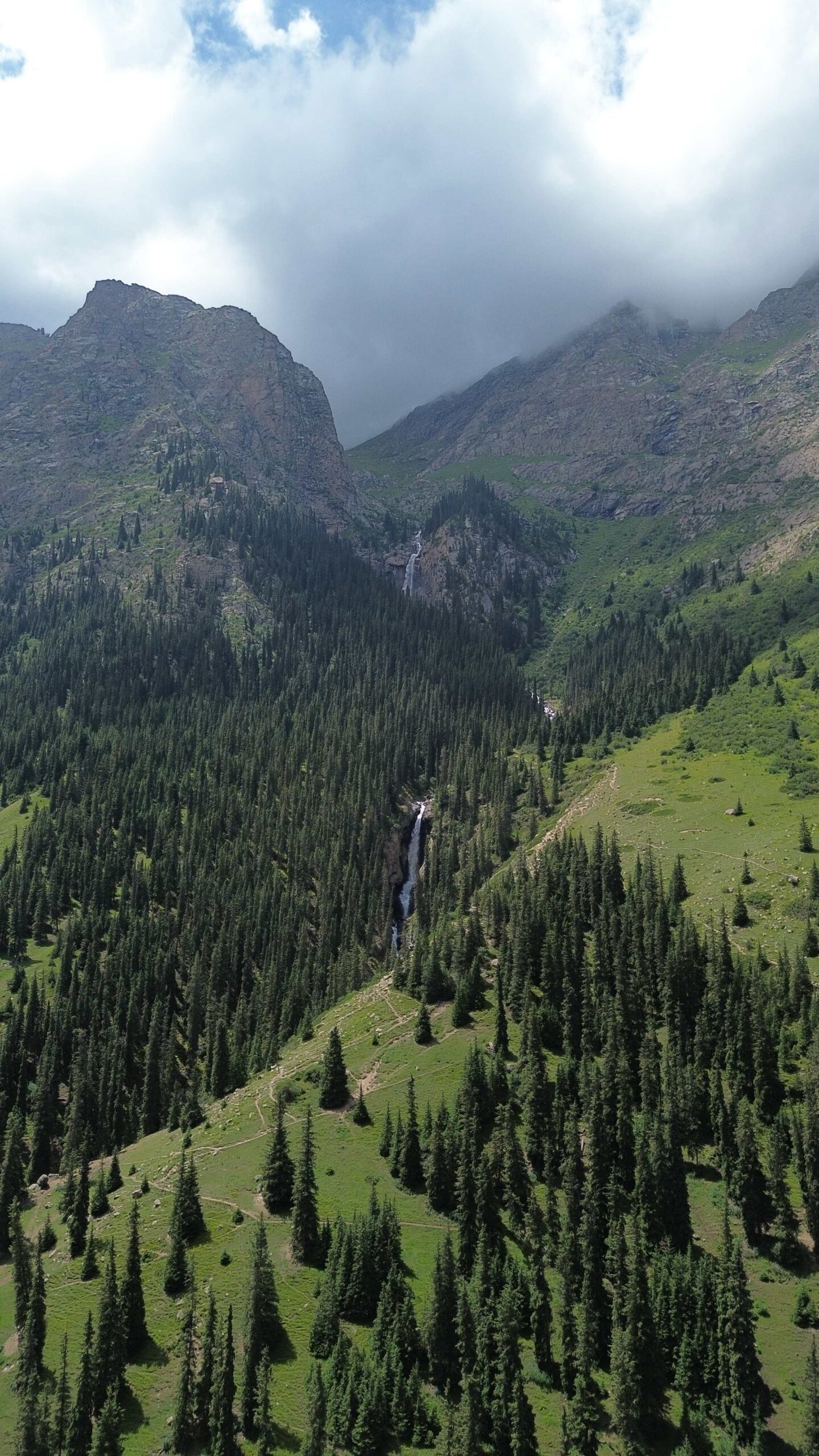 barskoon waterfall Kyrgyz Wonders Kyrgyzstan