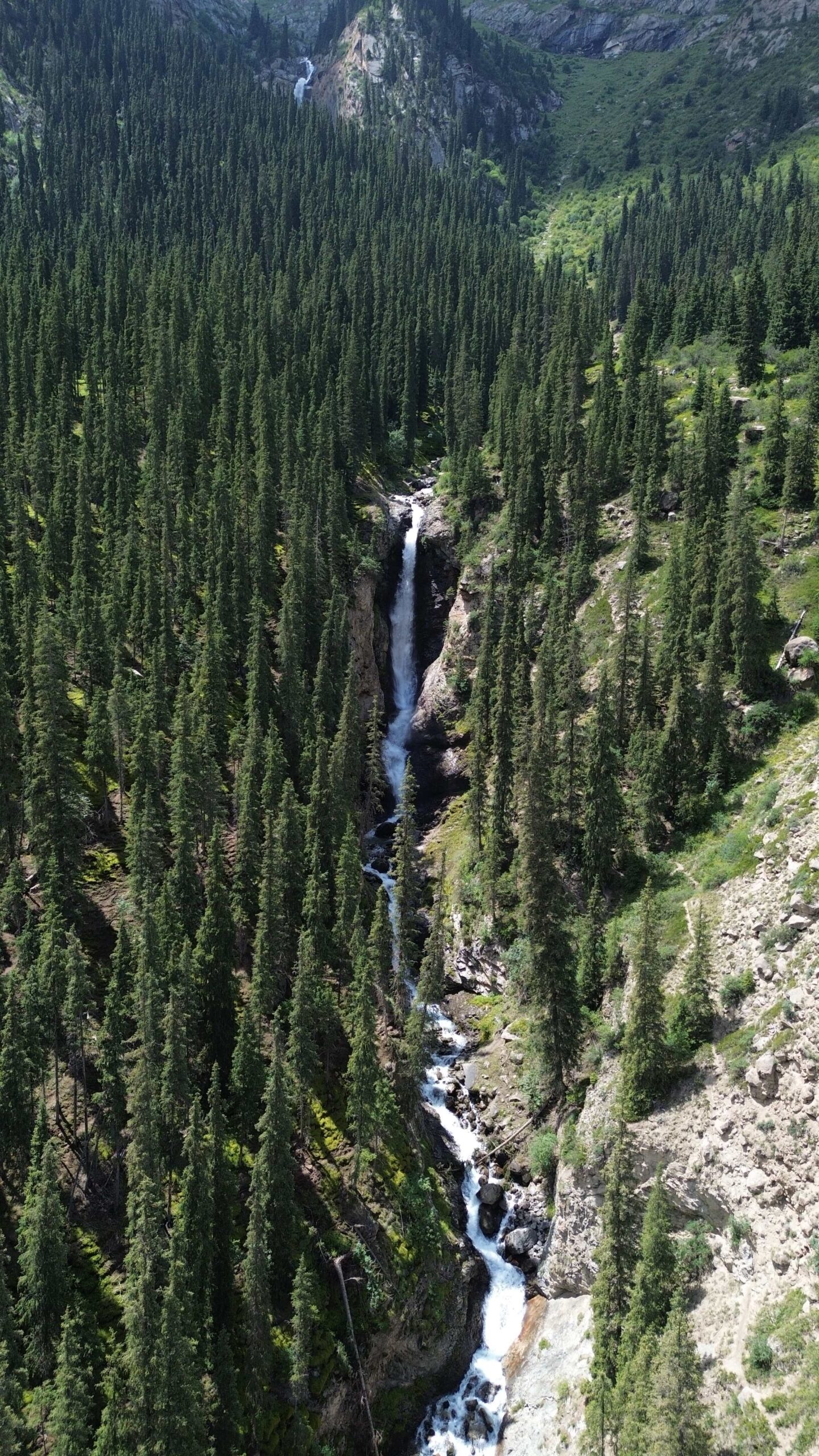 barskoon waterfall Kyrgyz Wonders Kyrgyzstan