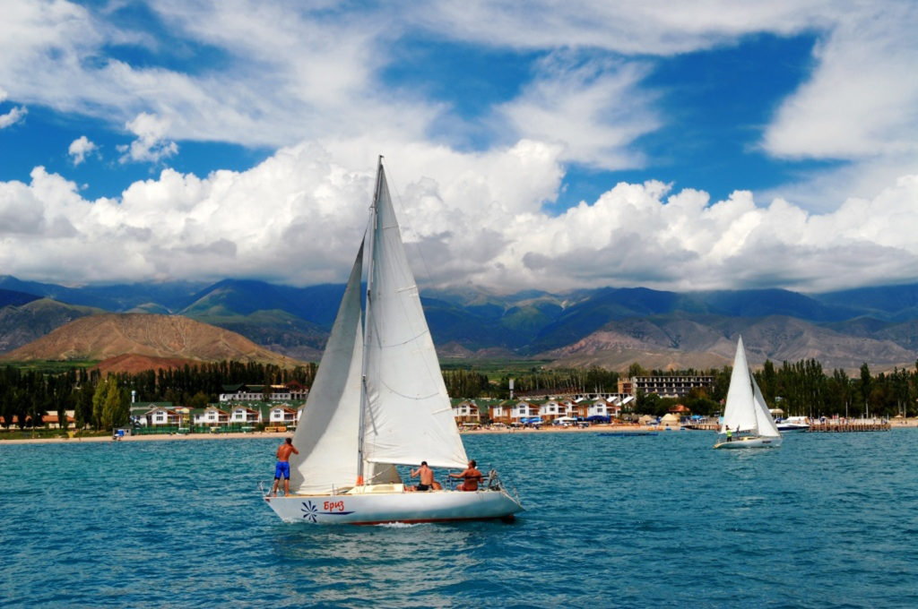 Issyk-Kul-Lake Kyrgyz Wonders Kyrgyzstan