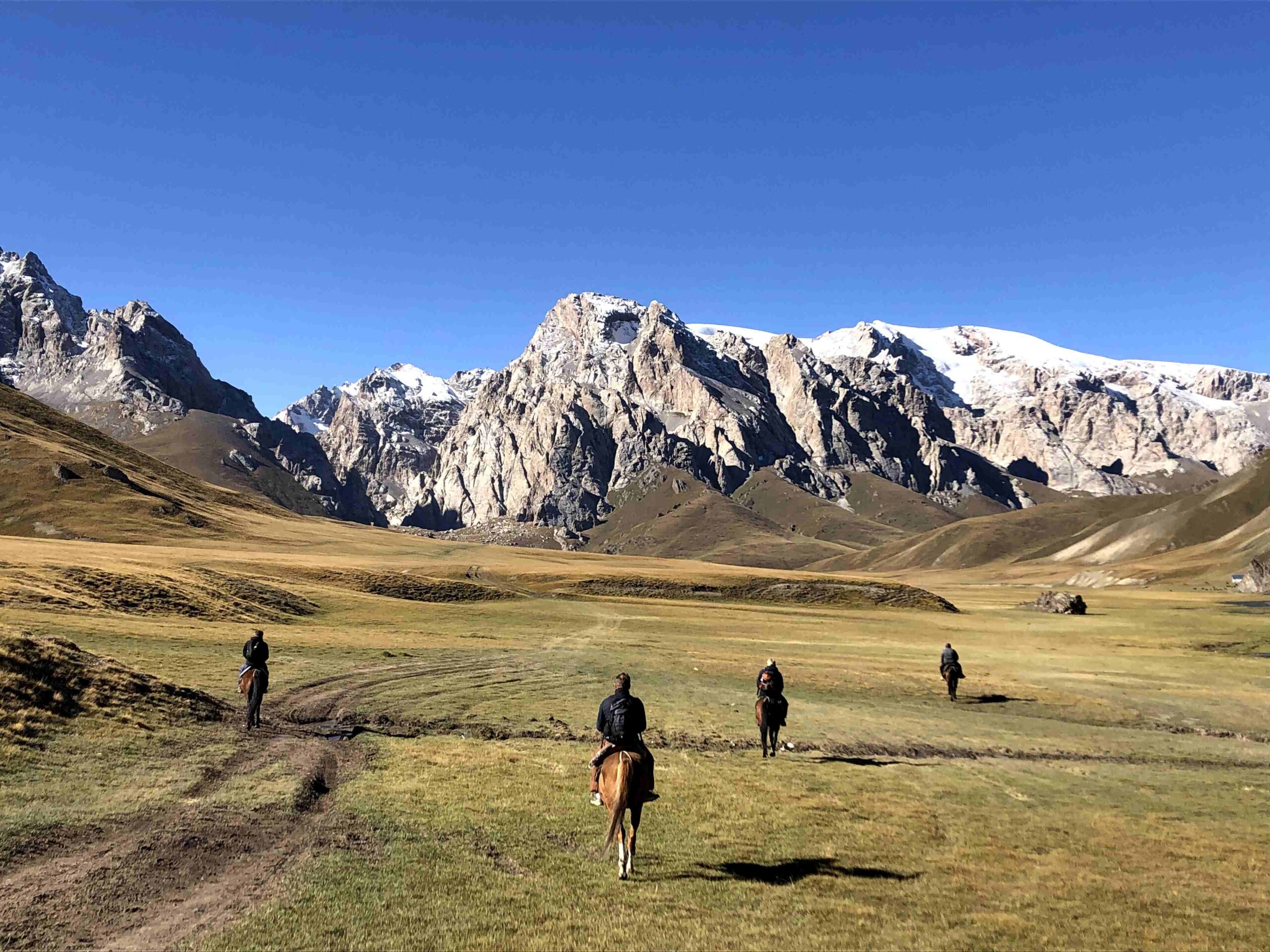 Kel Suu Lake Kyrgyz Wonders Kyrgyzstan