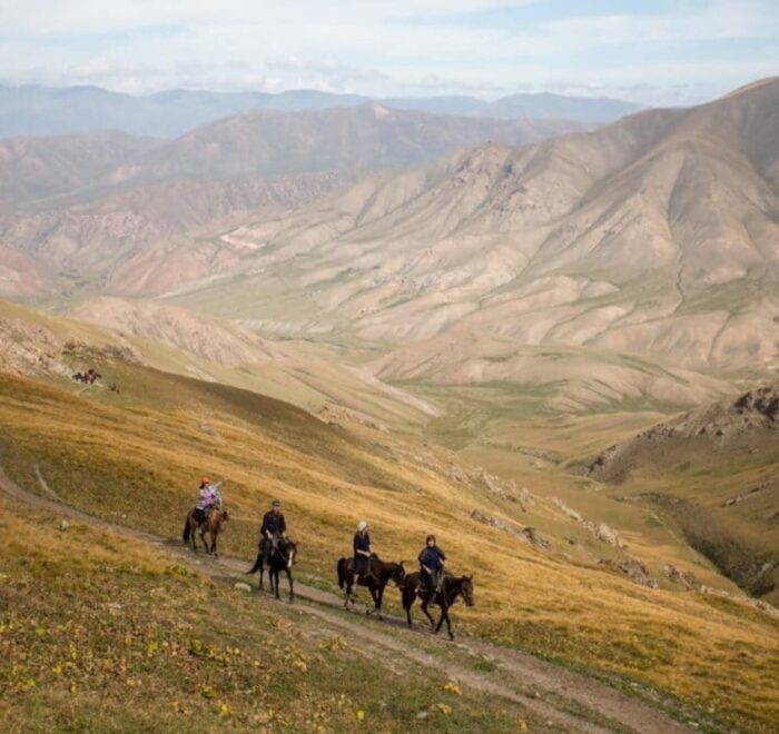 Kyzart Pass Kyrgyz Wonders Travel Kyrgyzstan Tour