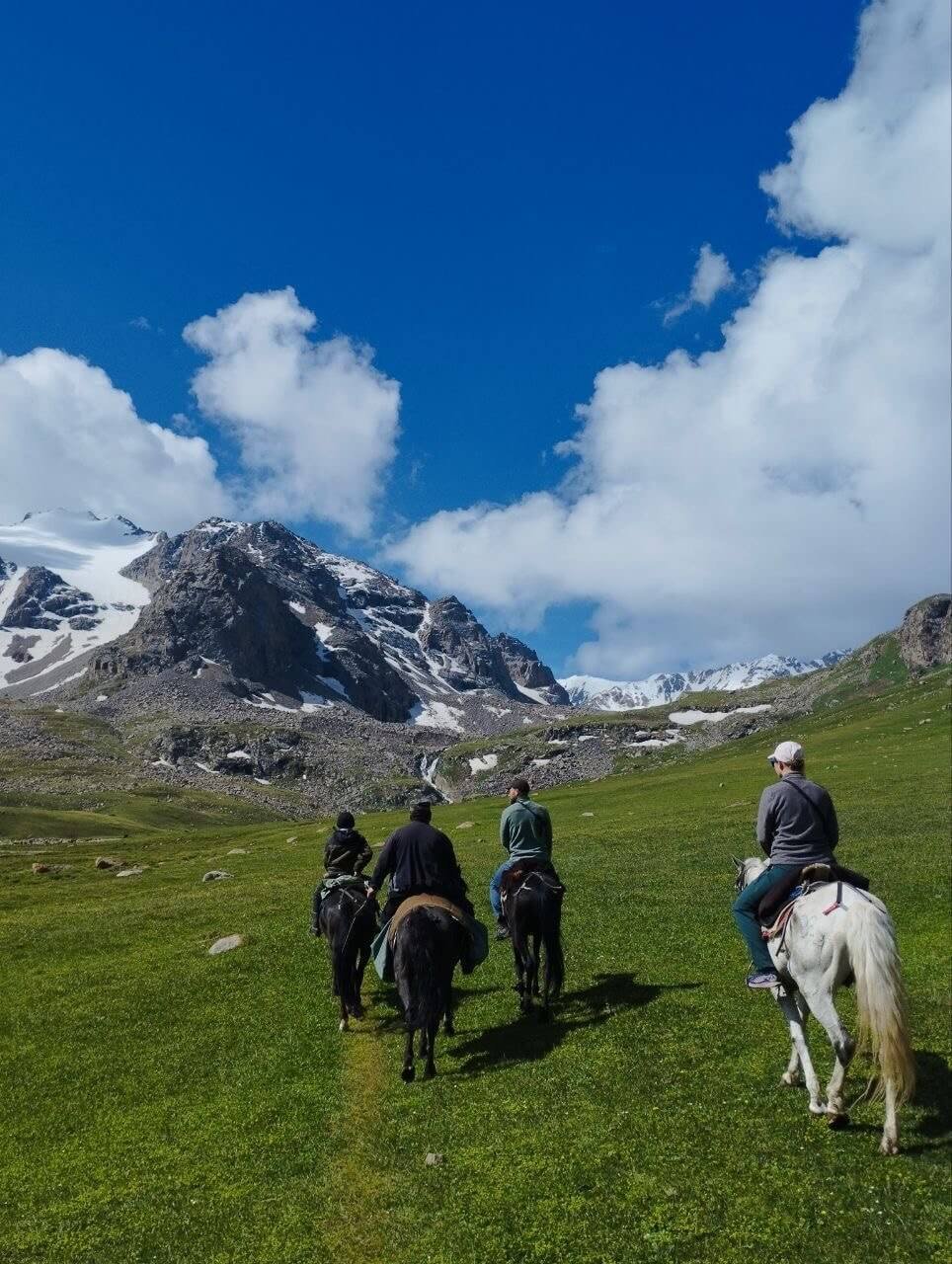 horse riding kyrgyzstan kyrgyz wonders 19