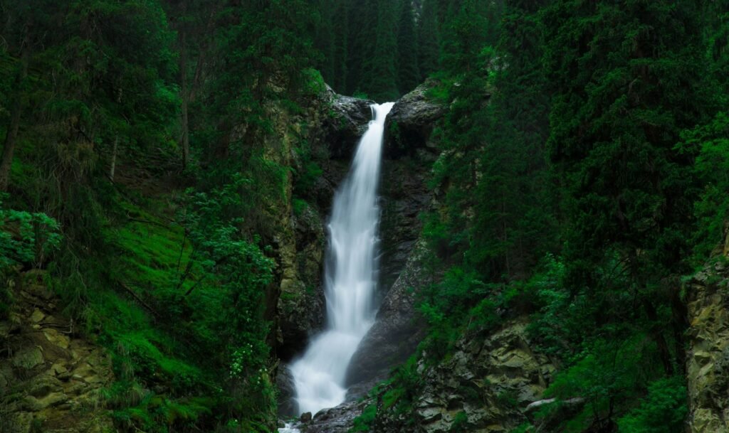 Barskoon Waterfall photo 5