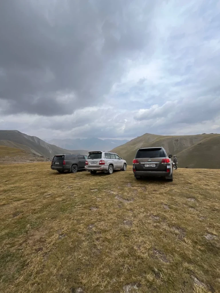 Road Trip Kyrgyz Wonders
